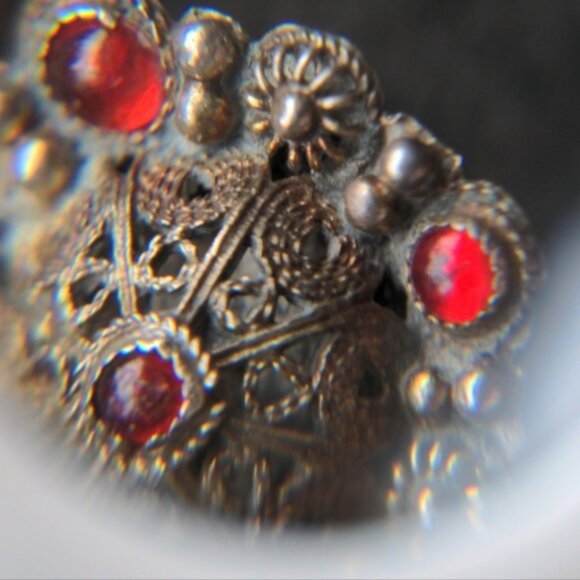 Antique 900 Silver Handmade Filigree Earrings With Ruby Red Cabochons - Picture 3 of 8